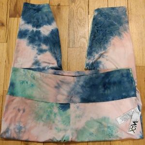 Wallflower Pants - WFX by Wallflower Leggings Wallflower Pants - WFX by Wallflower Leggings